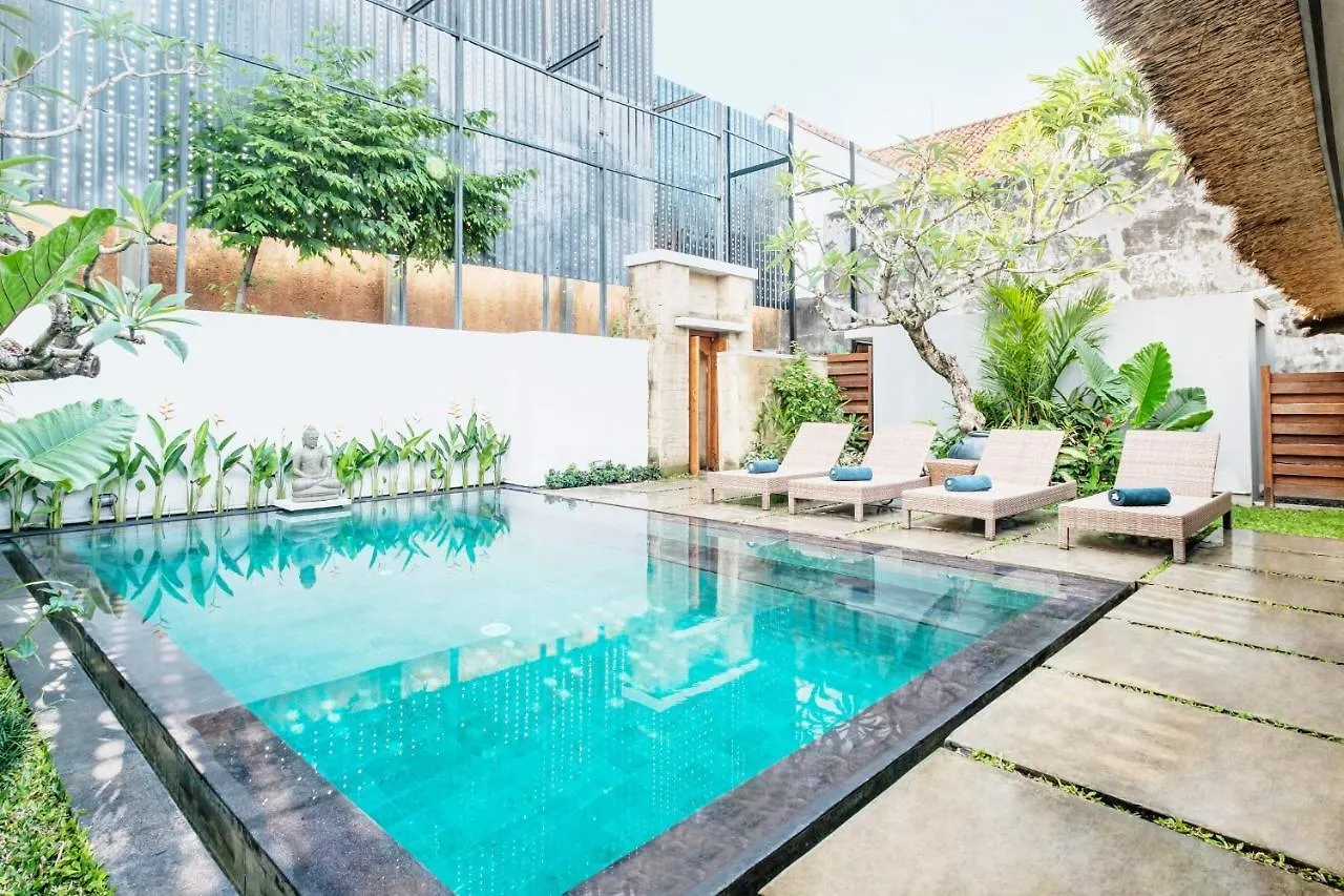 Kundalini Residence Σεμινιάκ